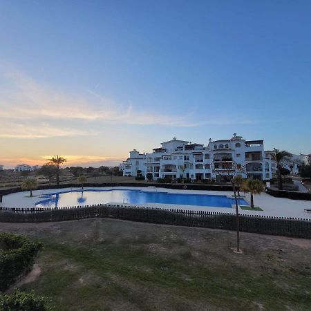 Belle Vue Sur La Piscine Apartment Сусина Екстериор снимка