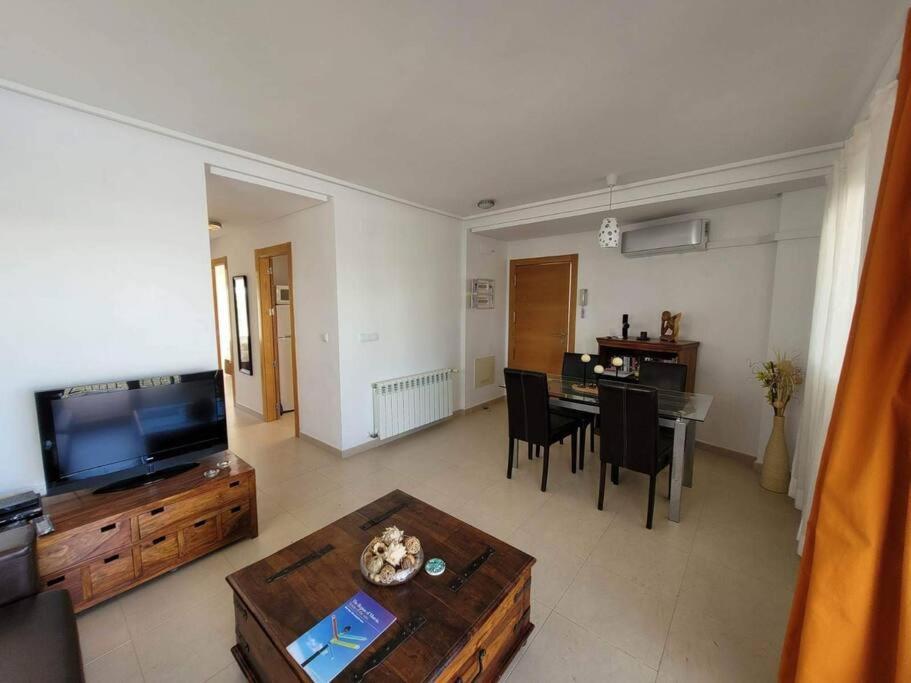 Belle Vue Sur La Piscine Apartment Сусина Екстериор снимка