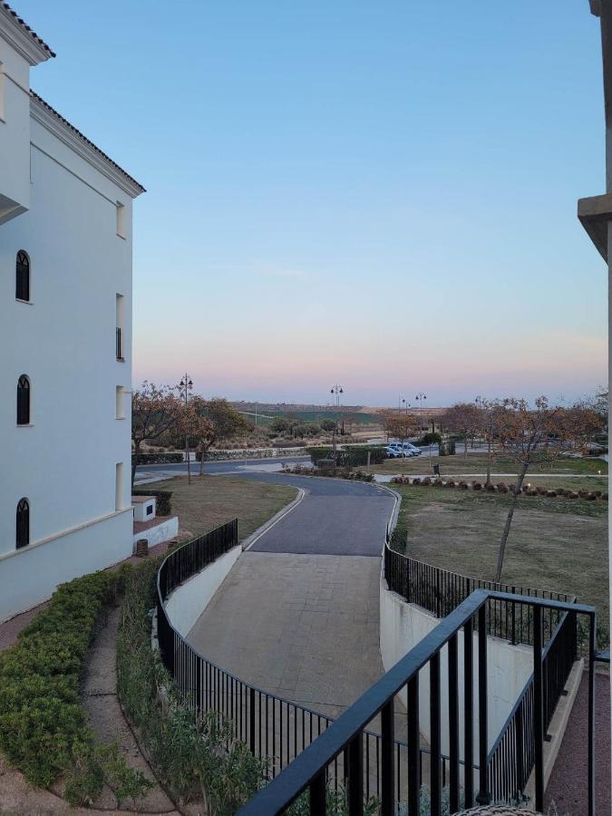 Belle Vue Sur La Piscine Apartment Сусина Екстериор снимка