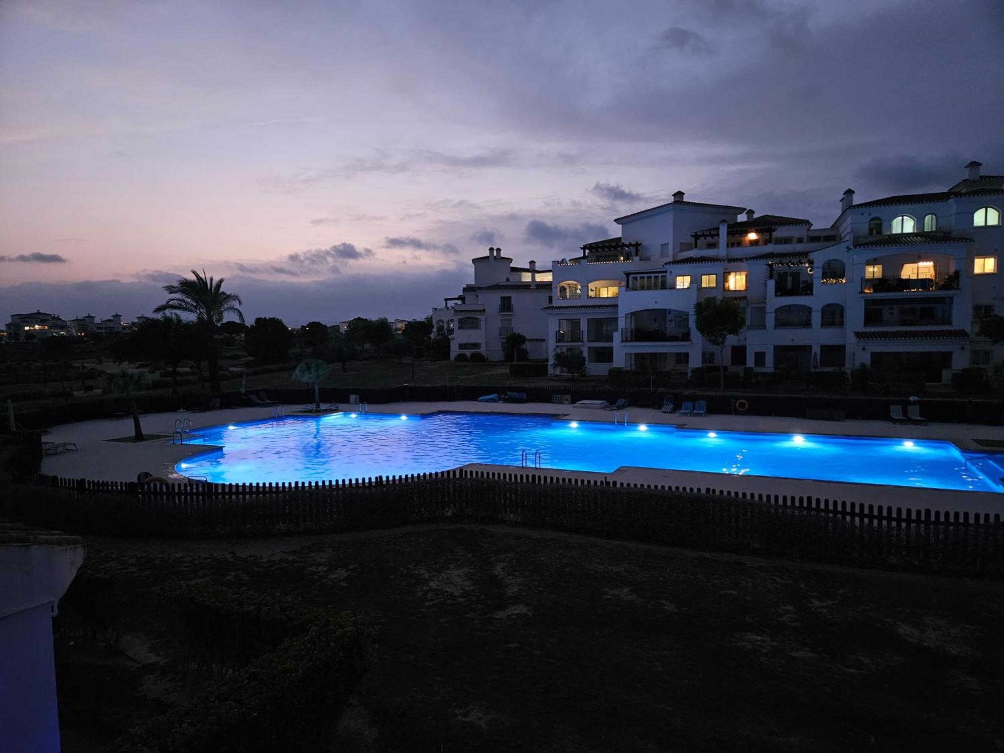 Belle Vue Sur La Piscine Apartment Сусина Екстериор снимка